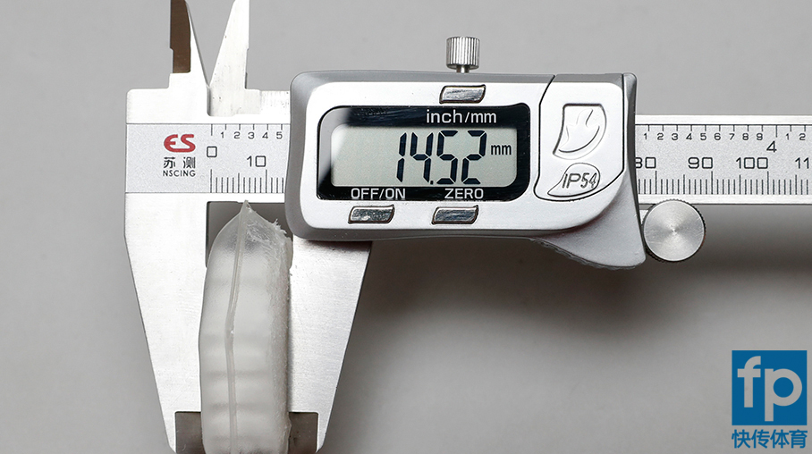 aj33上脚,aj33卡脚怎么破