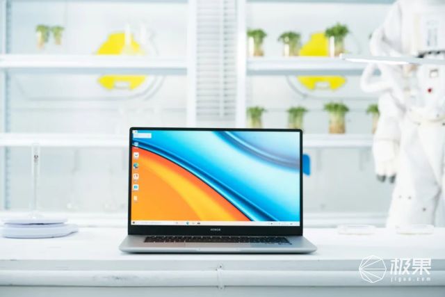 笔记本电脑抗蓝光和护眼屏的区别,防蓝光护眼电脑屏幕真的能有效吗