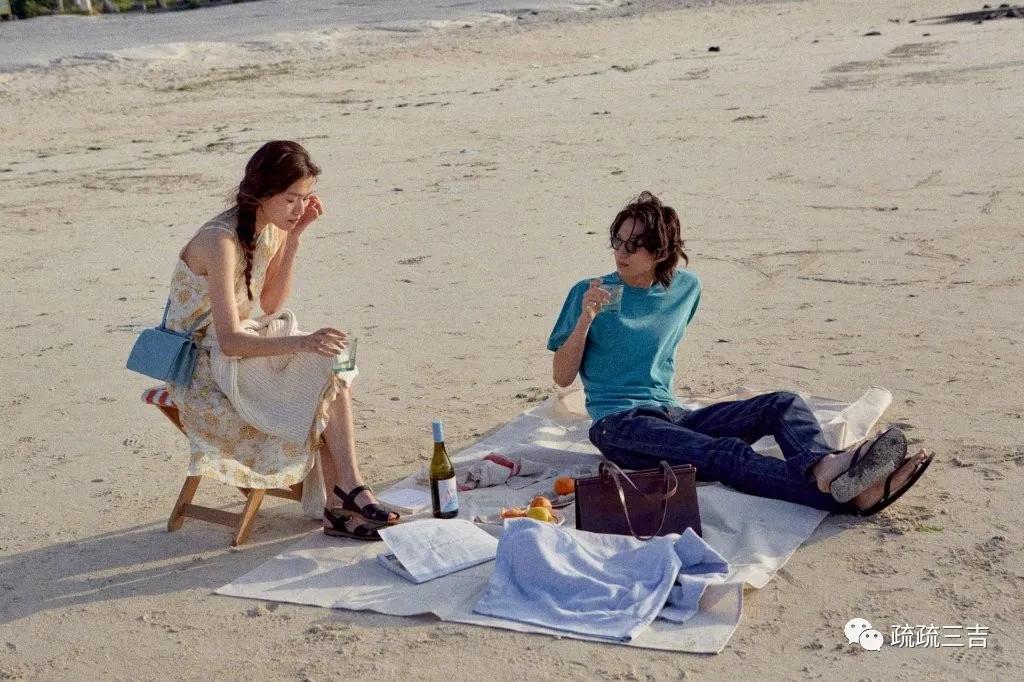 韩剧小女孩看上一款包,韩国小姐姐都背什么包包