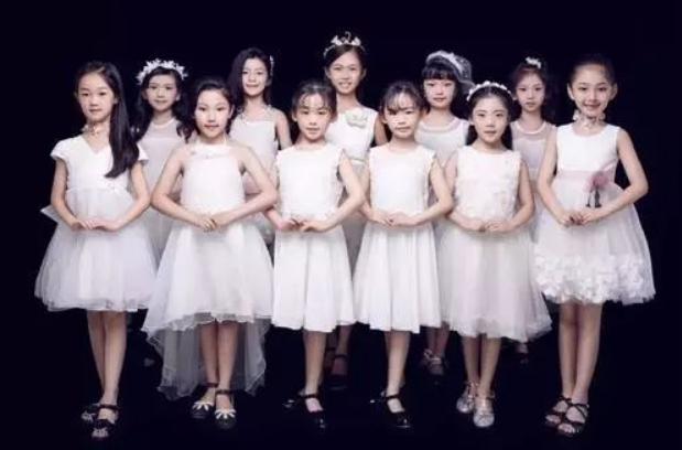 小孩弯腰驼背怎么改正,如何改善弯腰驼背练出好仪态