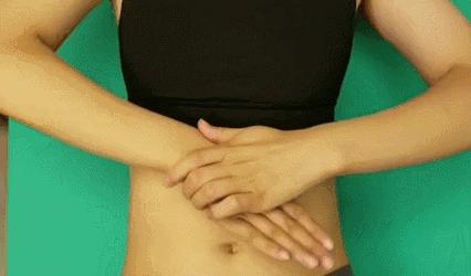 肚子里面有股气绞痛怎么排出,肚子里有气咕噜咕噜响憋闷