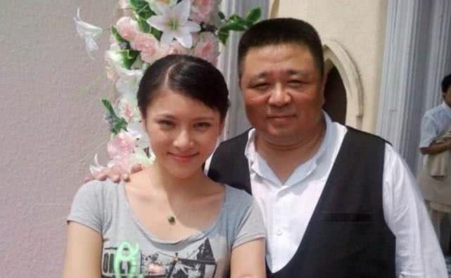 狄胖胖梁冠华图片,梁冠华因肥胖而自卑