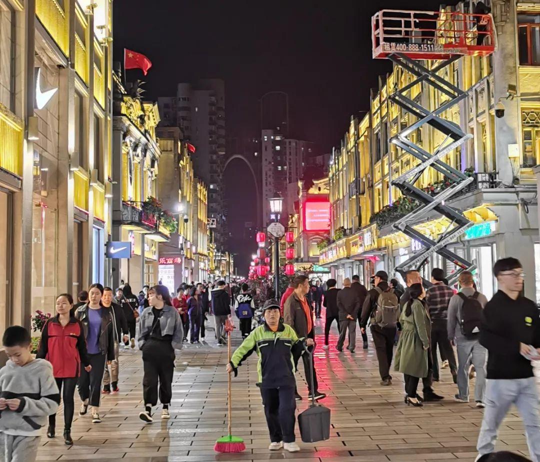 市场调查|3大商圈+100家鞋品牌双11门店怎么玩?戳此看报告