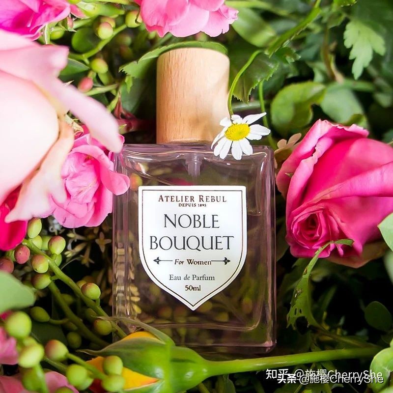 夏日香气：5款水果味的香水，你闻起来好甜