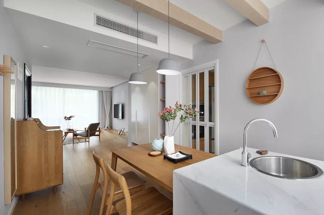 房子电视柜怎么装修好看又实用,越来越多的人装修不做电视背景墙