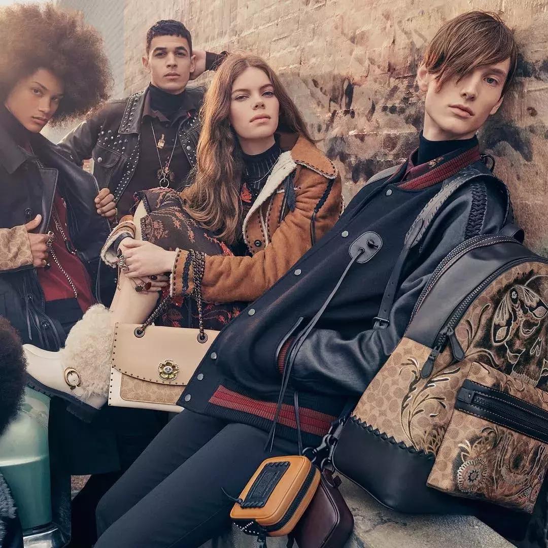 品牌女包包推荐网红款2022年新款,最近两年流行的包包品牌