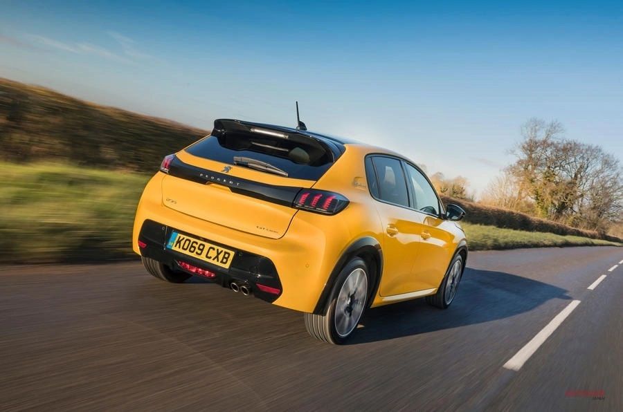 标致2082019款,法系308与208