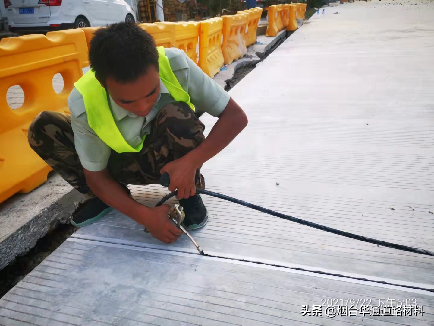 东平水泥路面裂缝灌缝胶,水泥裂缝高强度修复灌缝胶