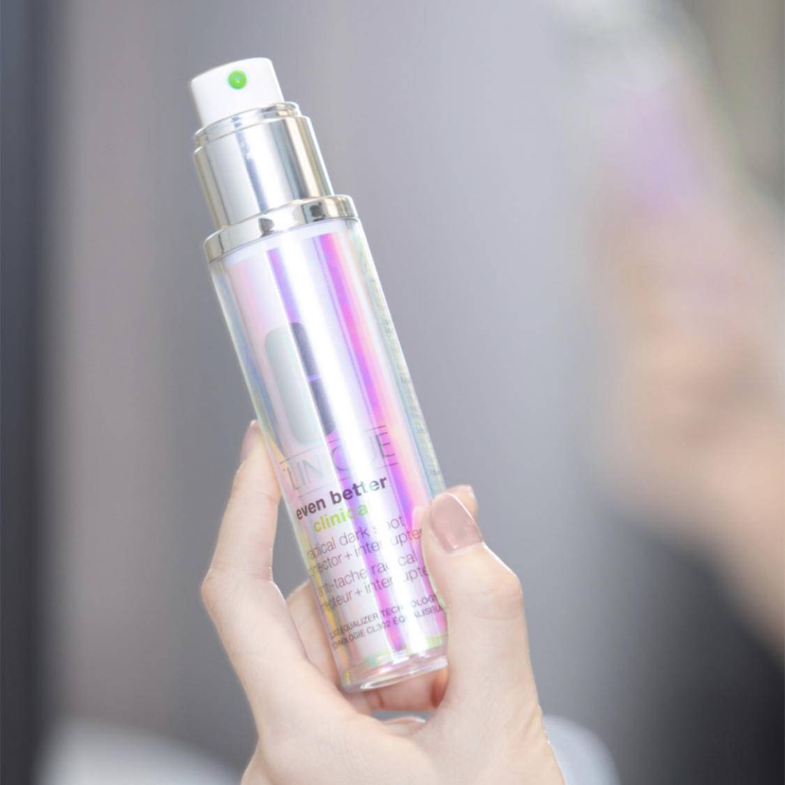 每天美白皮肤还是越来越黑,一直在美白却越来越黑的原因