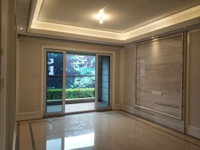 步行500米到地铁站的房子好吗,步行20分钟到地铁站的楼盘