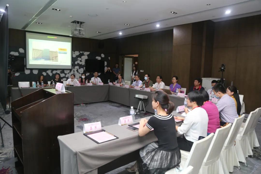 中国乳腺癌筛查与早期诊断指南,中国乳腺癌筛查与早诊早治宣传