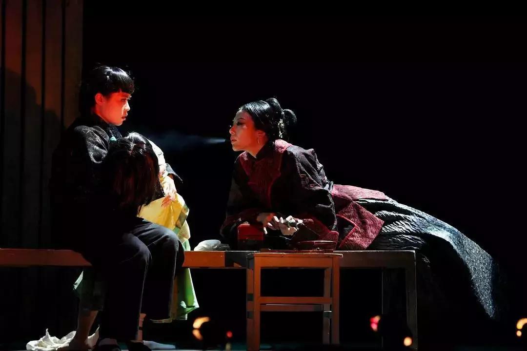 我要吹空调的搞笑视频,我要吹着口哨在树上唱歌