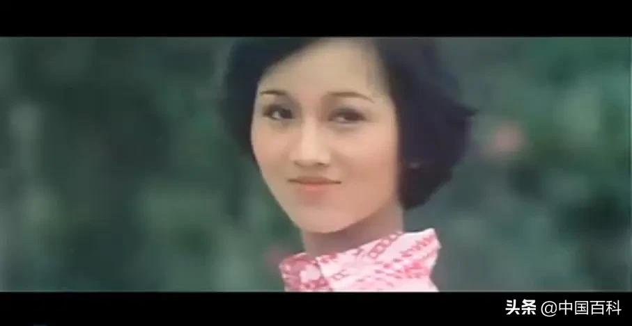 回顾香港经典电影,十部经典香港系列电影