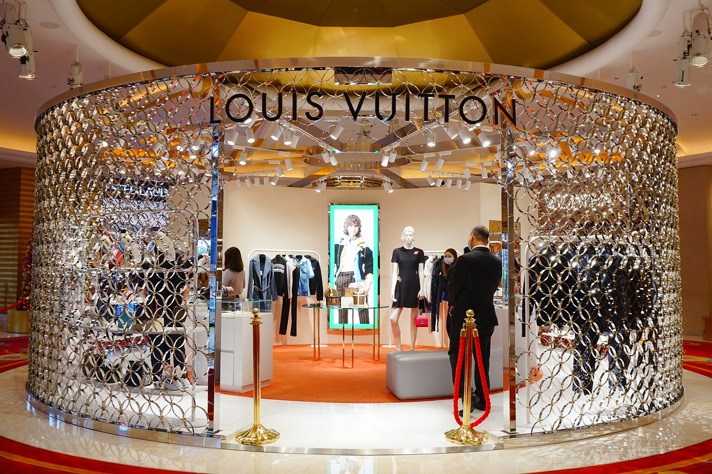 中国最贵最大最豪华的酒店,中国最豪华酒店造价