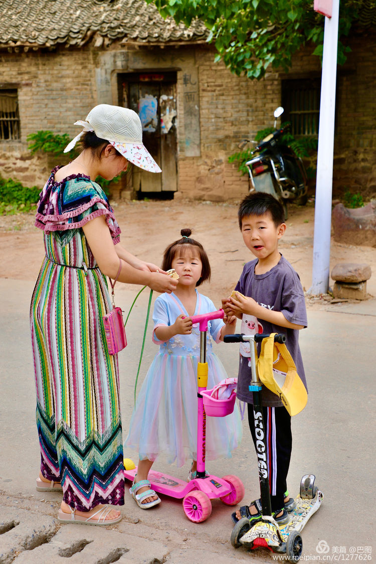 金色童年8张图片,金色的童年相片