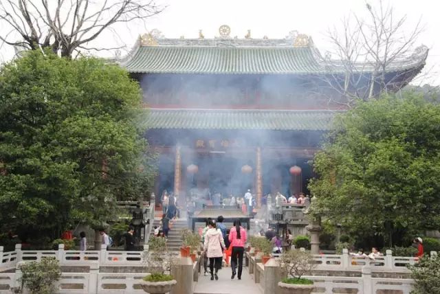 广州香火最旺的三间寺庙,广东香火最旺十大寺庙