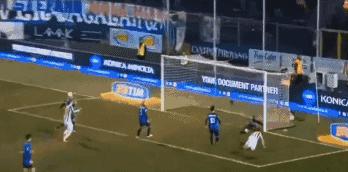 精准长传和低空传球,皮尔洛销魂长传