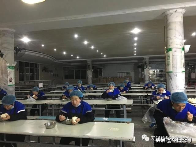 华泰后勤献爱心,暖心饭菜送一医——湖北天门华泰中学为市人民医院提供早中晚饭菜小记