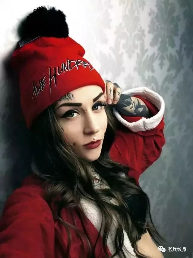 世界第一纹身模特,法国著名纹身模特