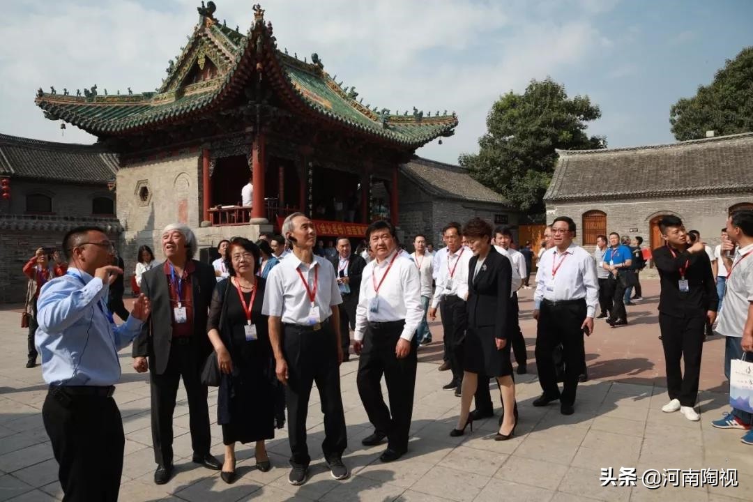 以钧瓷之名拥抱世界