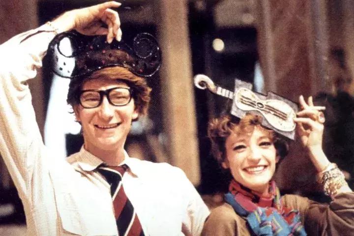 21岁离婚，后成为YSL的灵感缪斯，这个法国女人美了近半个世纪