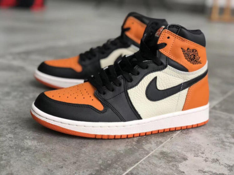 街上的aj有多少是真的,大街上能看出aj的真假吗