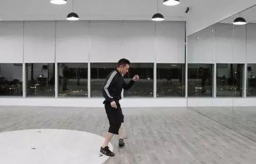 老戏骨们力挺刘德华,众星力挺华谊的视频