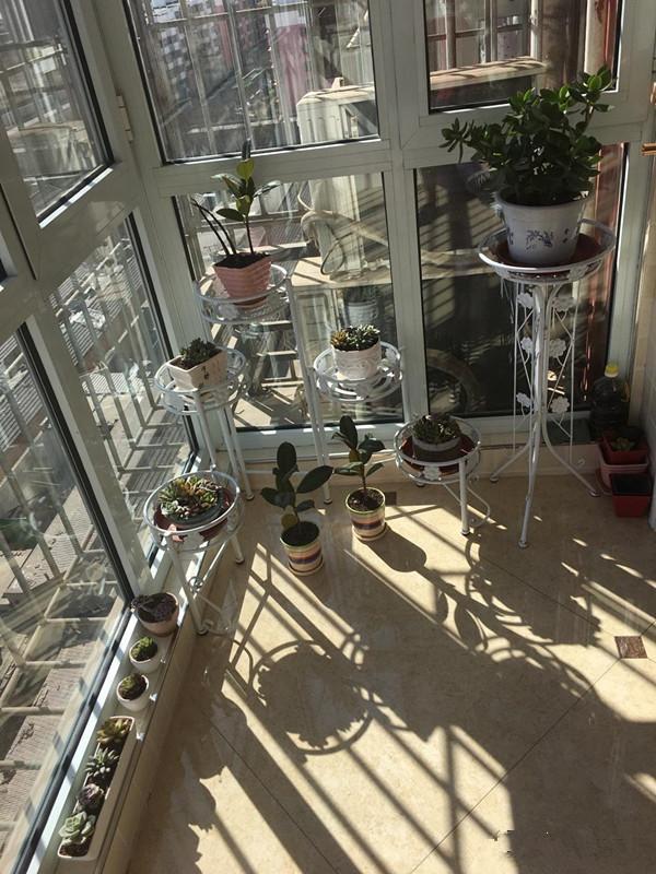 欧式装修风格十字绣,极简风格的装修放十字绣