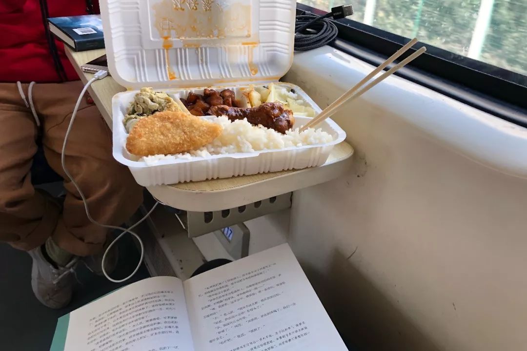 6000元一张火车票，比机票还贵！看完《囧妈》想去火车旅行