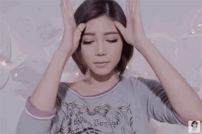 大脸短发烫发女2021流行发型减龄,国字大脸适合的短发发型图片欣赏