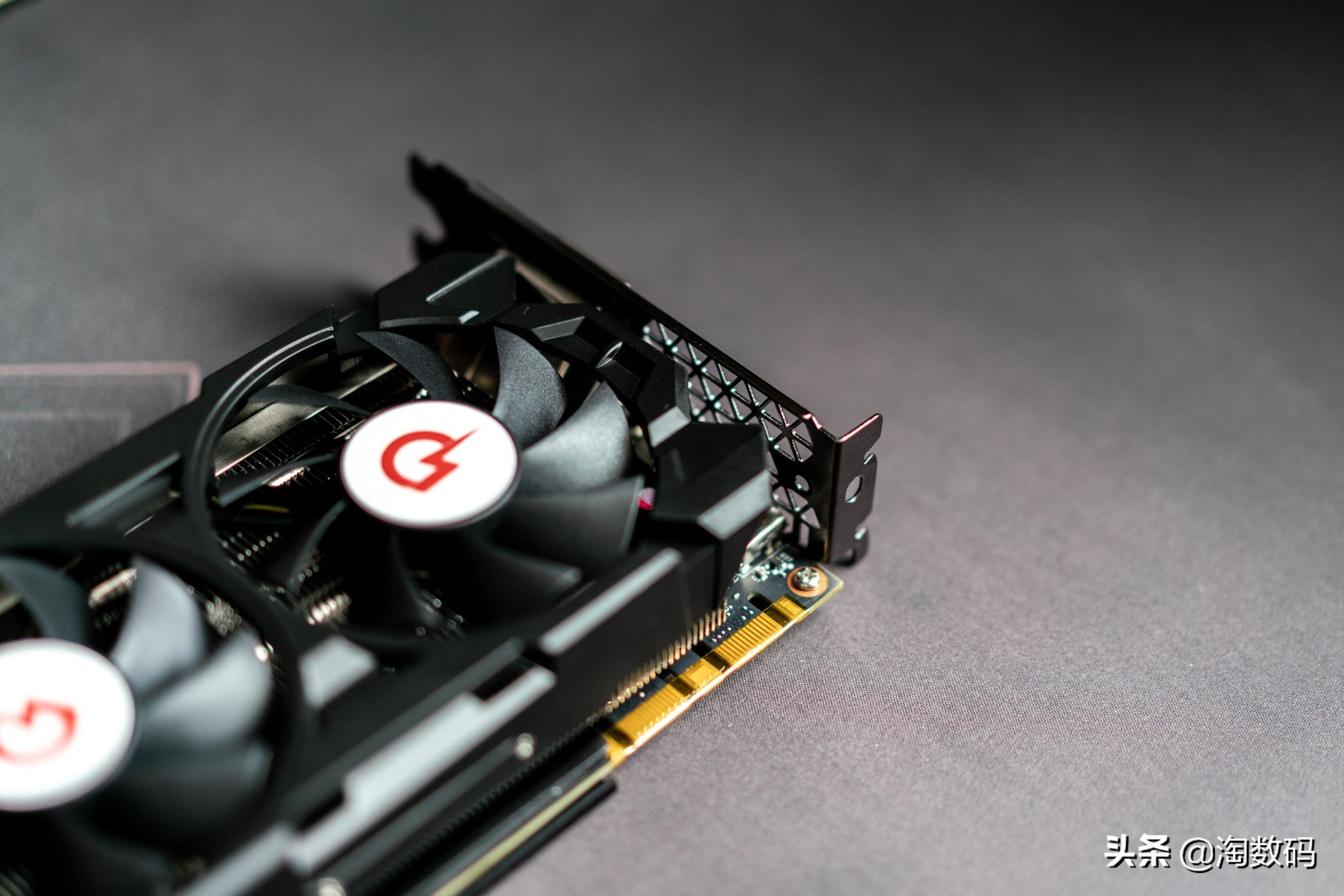 1699元gtx1080,200块钱买的gtx1660ti