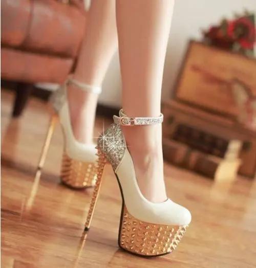 经常穿高跟鞋腿型会变好看吗,穿高跟鞋会让腿变粗