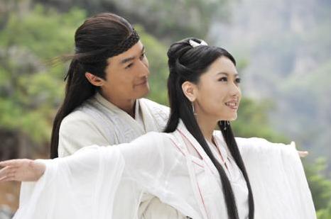 从玉漱到萧美娘,背靠资源难“翻红”的*冰白**:当红隐退后悔了吗?