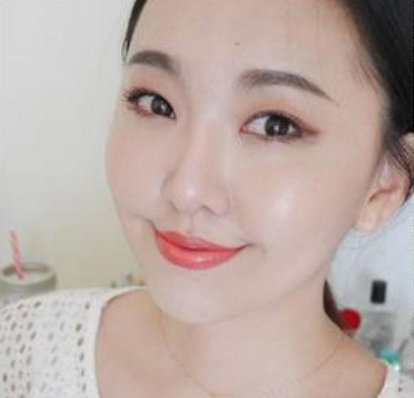 周冬雨同款眼妆教程,周冬雨同款单眼皮眼妆教程