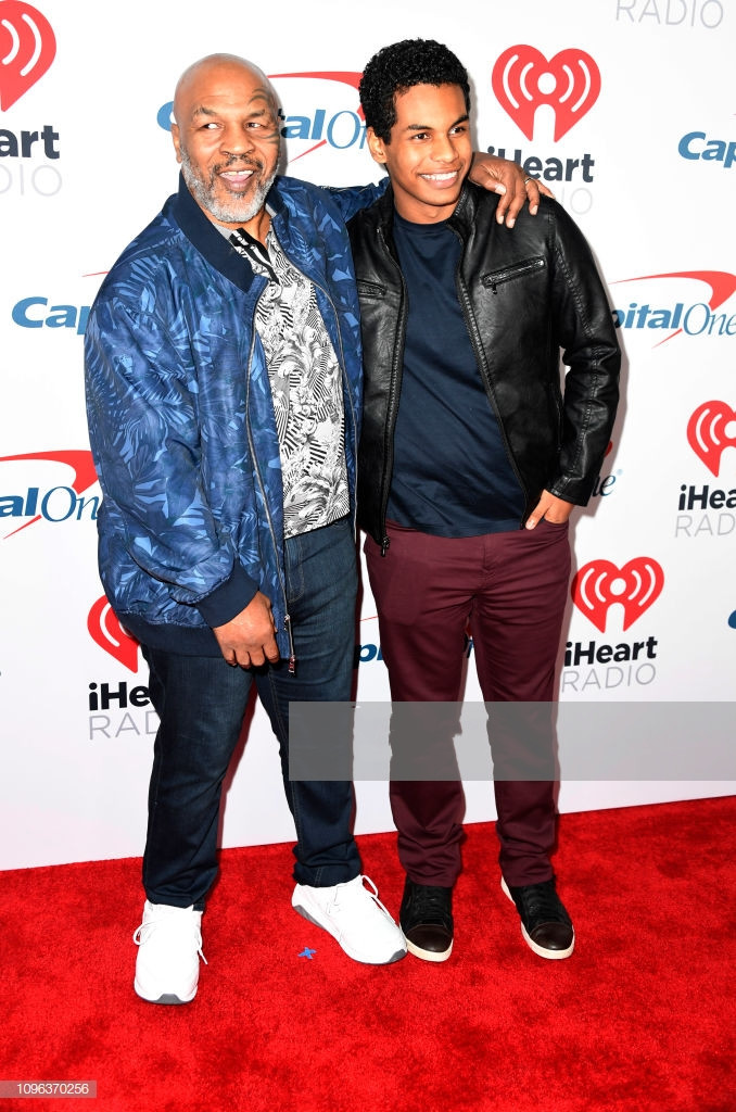 24岁泰森现状,泰森57岁为什么感觉很老