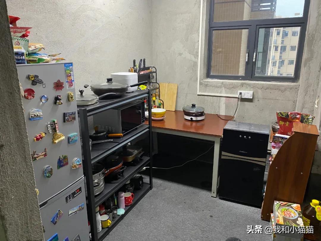 没钱装修了准备毛坯房入住,年轻人不装修直接入住毛坯房