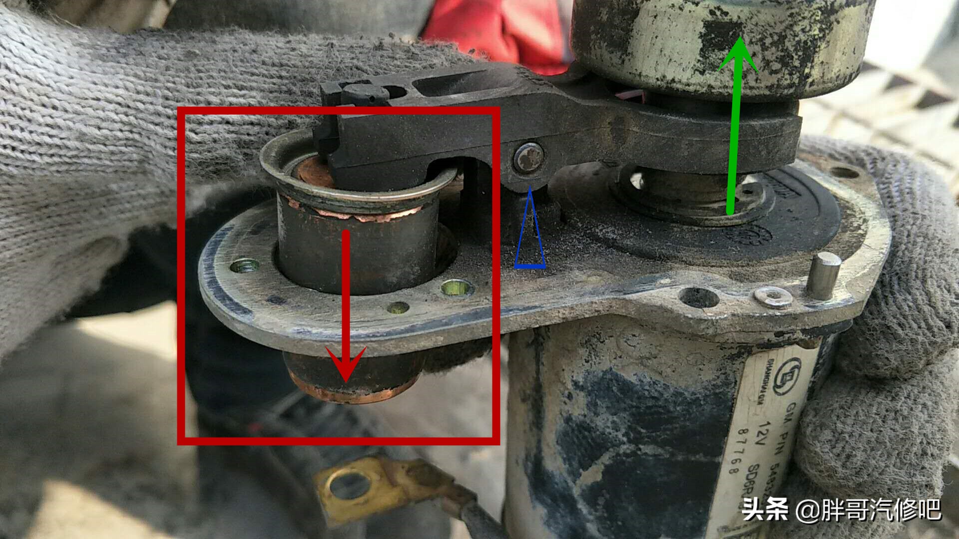 别克凯越更换起动机碳刷教程,凯越起动机马达更换碳刷图解