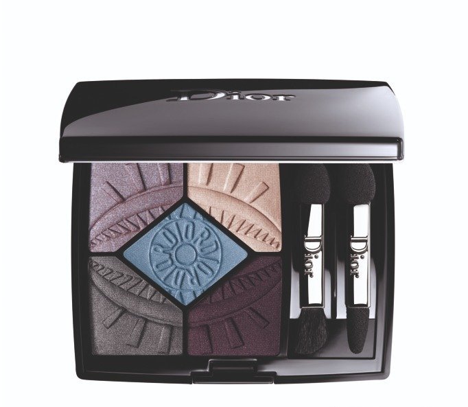 今年新款彩妆女,今年彩妆最高端的