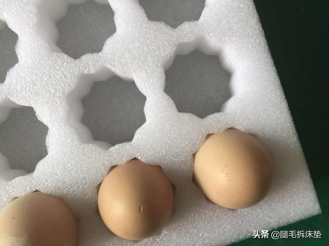 拆解棕床垫,乳胶床垫拆卸全过程