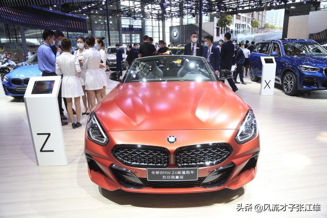 唤醒你的敞篷跑车梦试驾bmwz4,bmwz4硬顶敞篷版