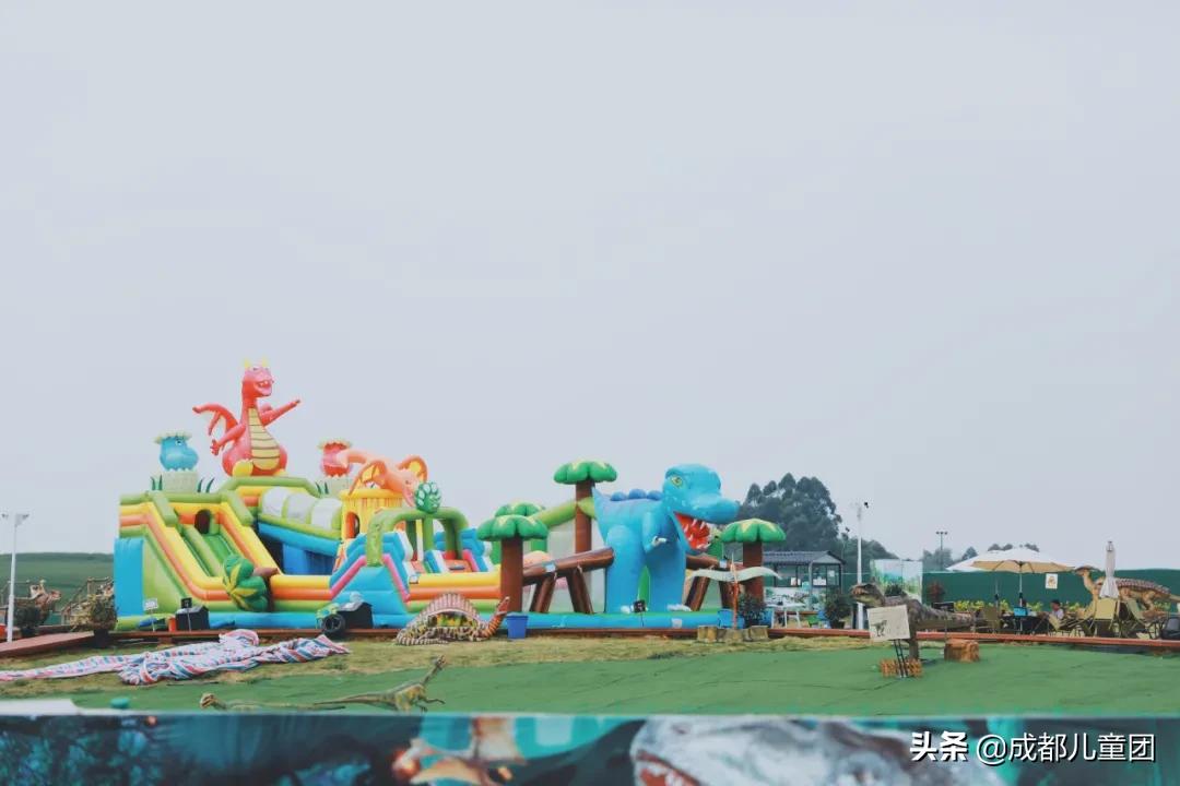 空港运动公园和空港花田哪个好耍,空港运动公园看飞机视频