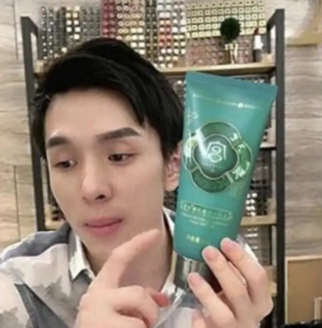 李佳琦晒的国货护手霜，滋润保湿又防裂，却因太便宜被看不起