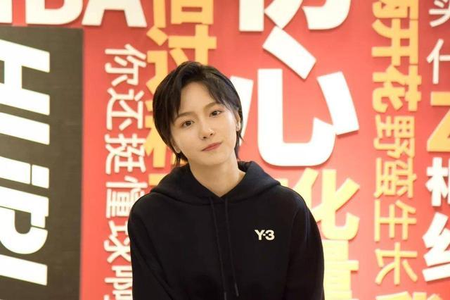 因《爱5》走红的她，直播间频频大爆脏话，刚爆红就要宣告凉凉？