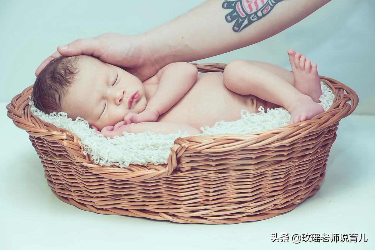 五个月宝宝如何训练自主入睡,宝宝在婴儿车里怎么躺