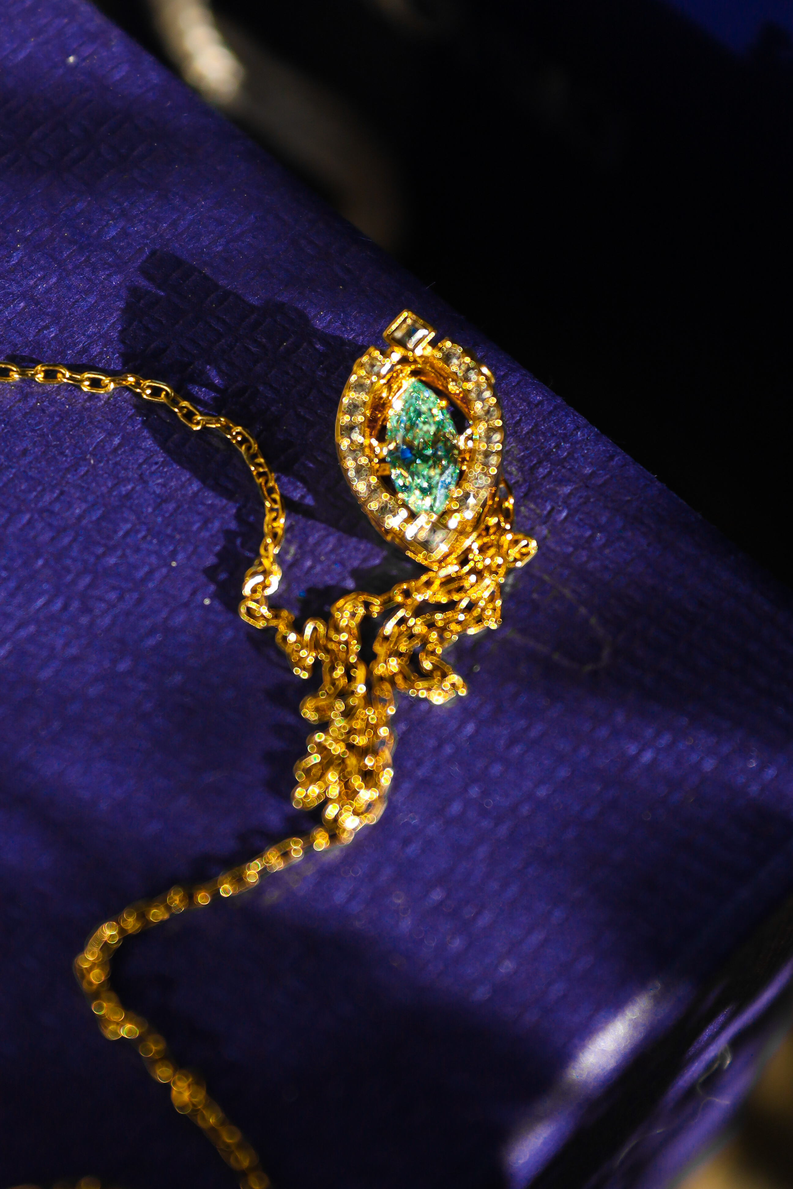 美丽尖儿:「施华洛世奇」SPARKLING DC跃动星光