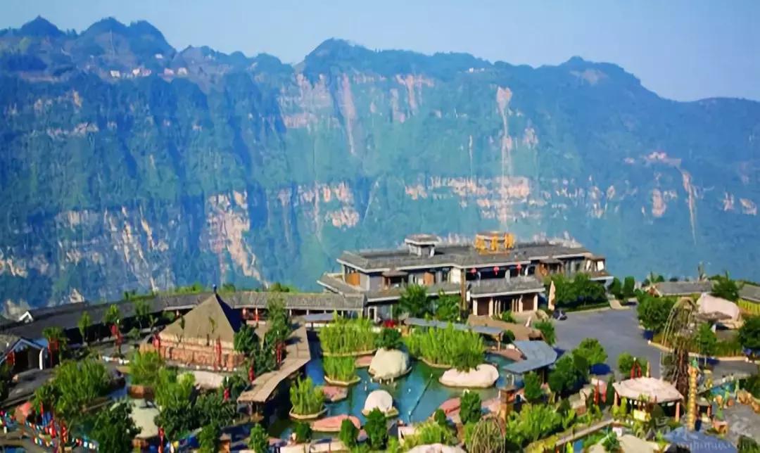 成都到大理房车旅行,成都至云南房车7天旅游攻略