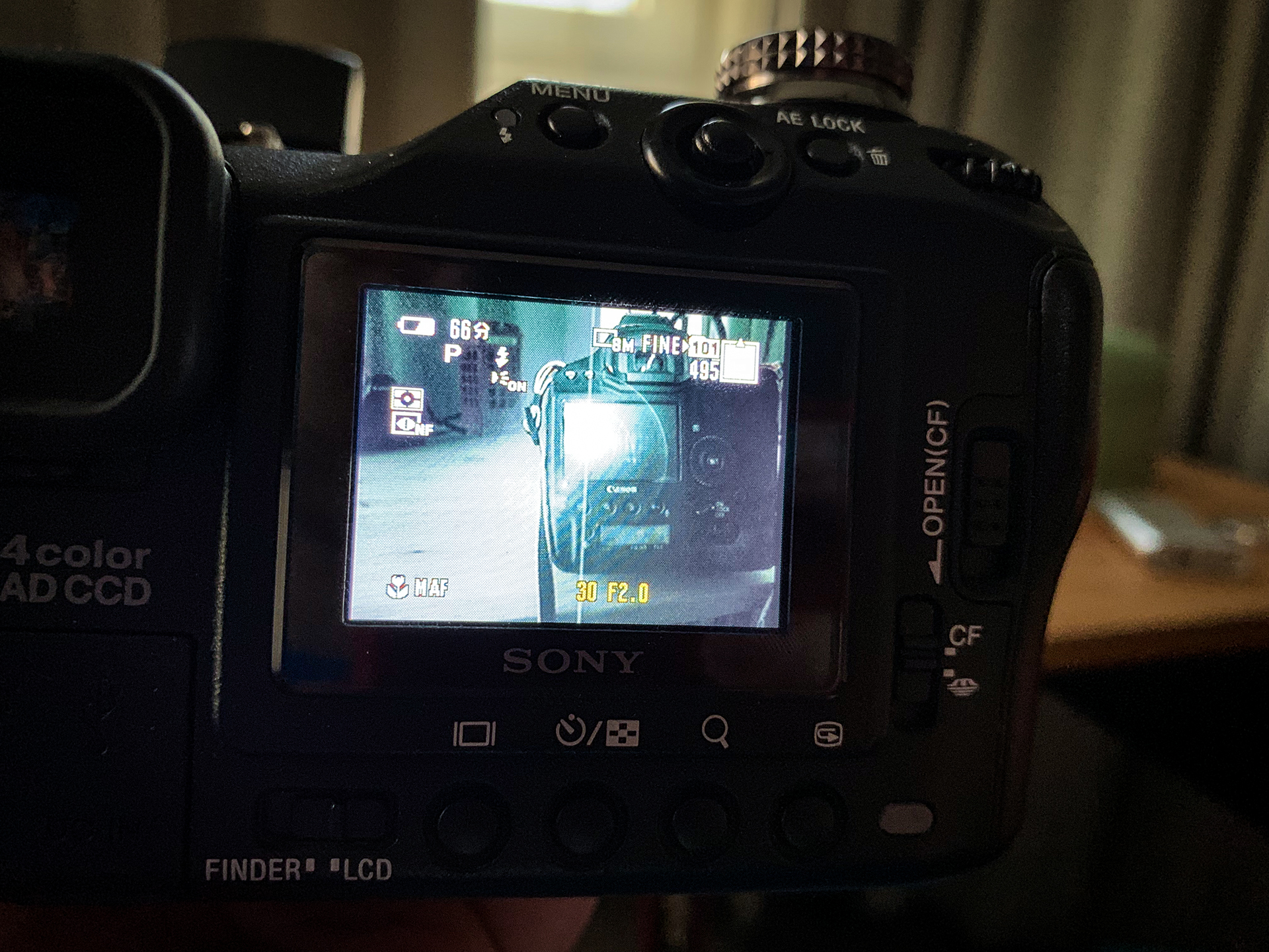 最好的数码相机是哪一款,16年的数码相机现在过时么