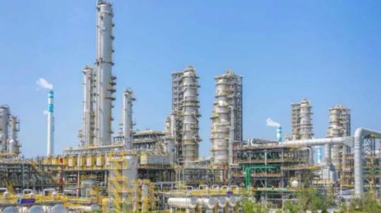 一年入账5567亿，江苏最大制造业集团诞生，居然是家聚酯工厂