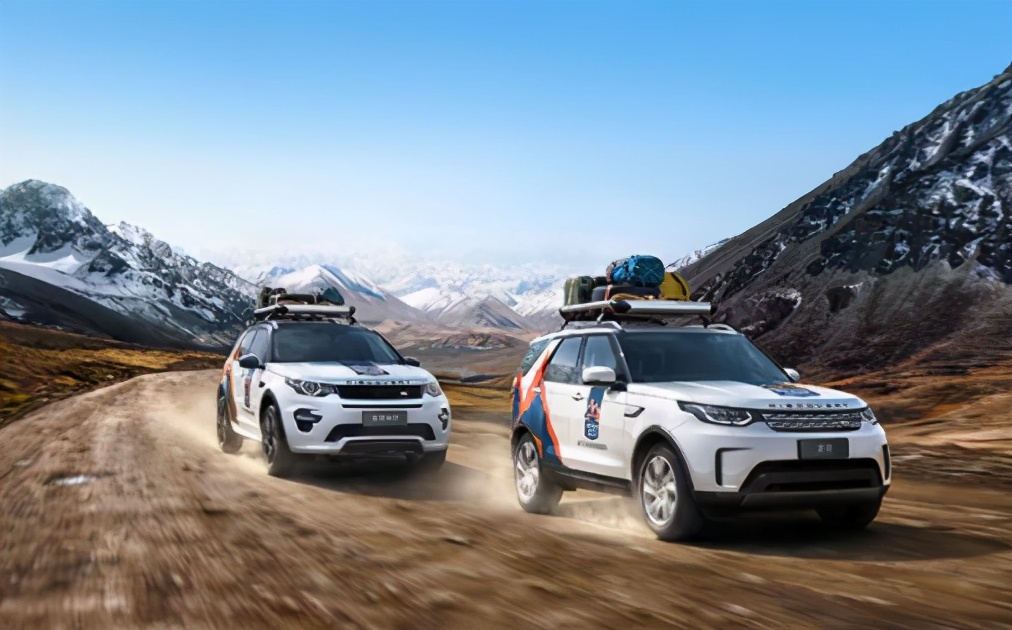 科技守护，全情陪伴，路虎家族车型开启别样探享之旅