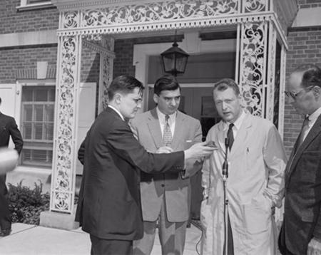 爱因斯坦大脑最后落到谁手上,爱因斯坦的大脑是不是最聪明的